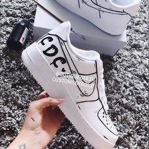 Personalized graffiti Nike Air Force 1 CUSTOMS